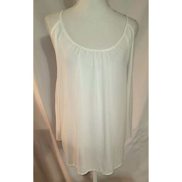 Umgee Cold Shoulder Top With Lace Sleeves - Size Large - Picture 1 of 7